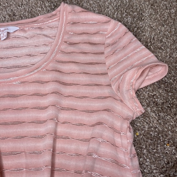 Candie’s Pink Striped Knotted Short Sleeve - Picture 4 of 6